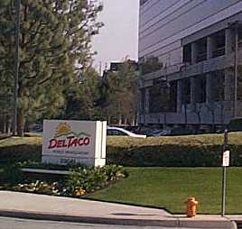 DelTaco566w.jpg (12478 bytes)