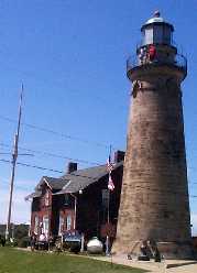 Lighthouse949.JPG (6411 bytes)