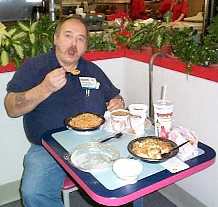 PopeyeEater.jpg (9836 bytes)